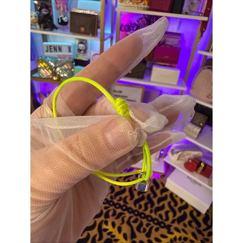 LOUIS VUITTON Lockit 925 silver Lock Neon Bracelet - Picture 5 of 8